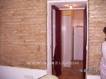 Apartment for sale  - Sevilla - Sevilla - Los remedios - 171.288 €