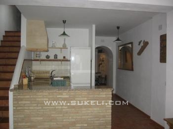 Alquiler de Casa - Sevilla - Almaden de la plata - 150 €