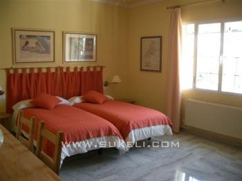 Chalet for rent - Sevilla - Gines - 375 €