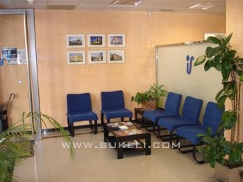 Office for rent - Sevilla - Sevilla - Los Remedios - 15.000 €