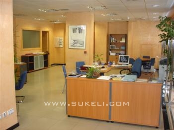 Office for rent - Sevilla - Sevilla - Los Remedios - 15.000 €