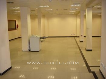 Office for rent - Sevilla - Sevilla - Los Remedios - 15.000 €