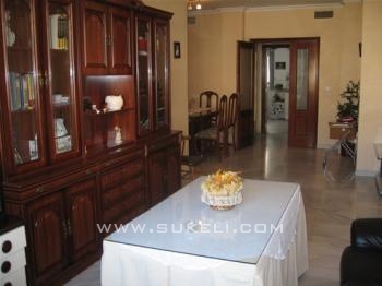 Flat to share - Sevilla - Sevilla - Nervion - 200 €