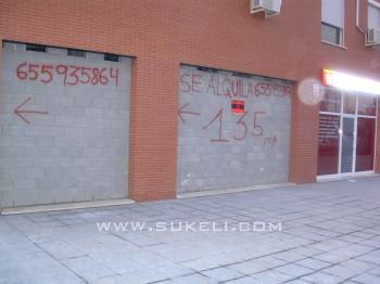 Alquiler de Local Comercial - Sevilla - Sevilla - Parque alcosa - 1.650 €